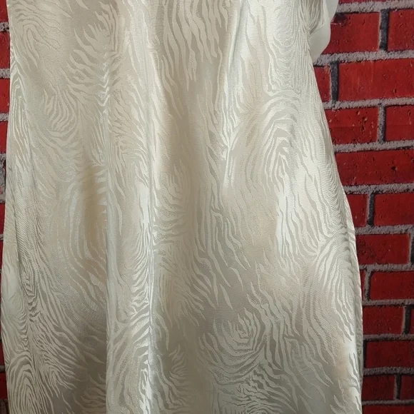 Jones New York Chemise - Picture 4 of 9